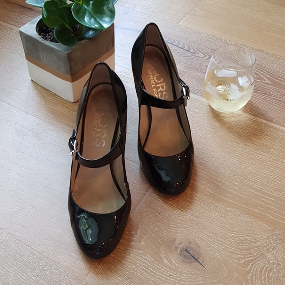 KORS Michael Kors Shoes - Michael Kors mary jane black pantent leather 8